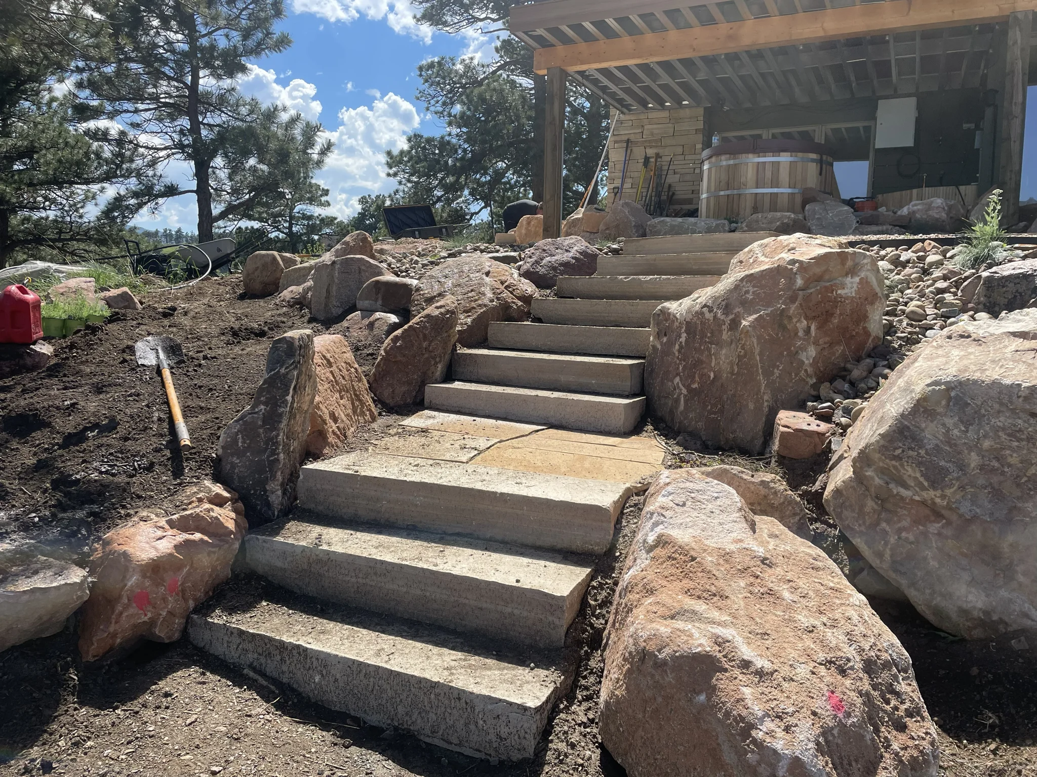 Blue Mountain Stone and Leaf Landscaping