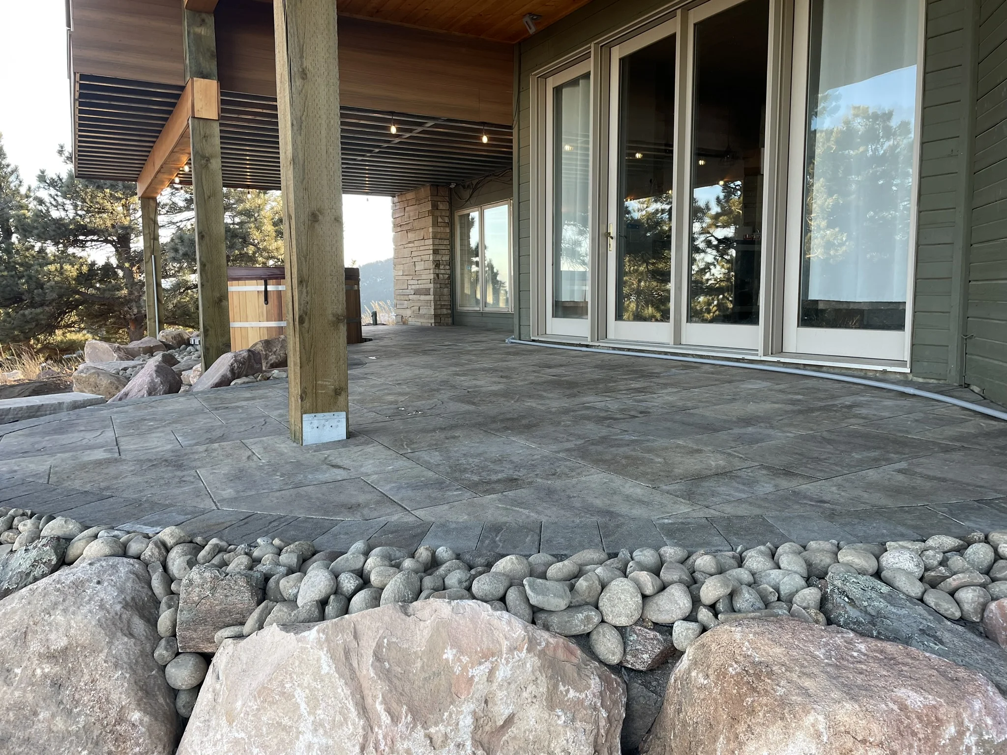 Blue Mountain Stone and Leaf Landscaping