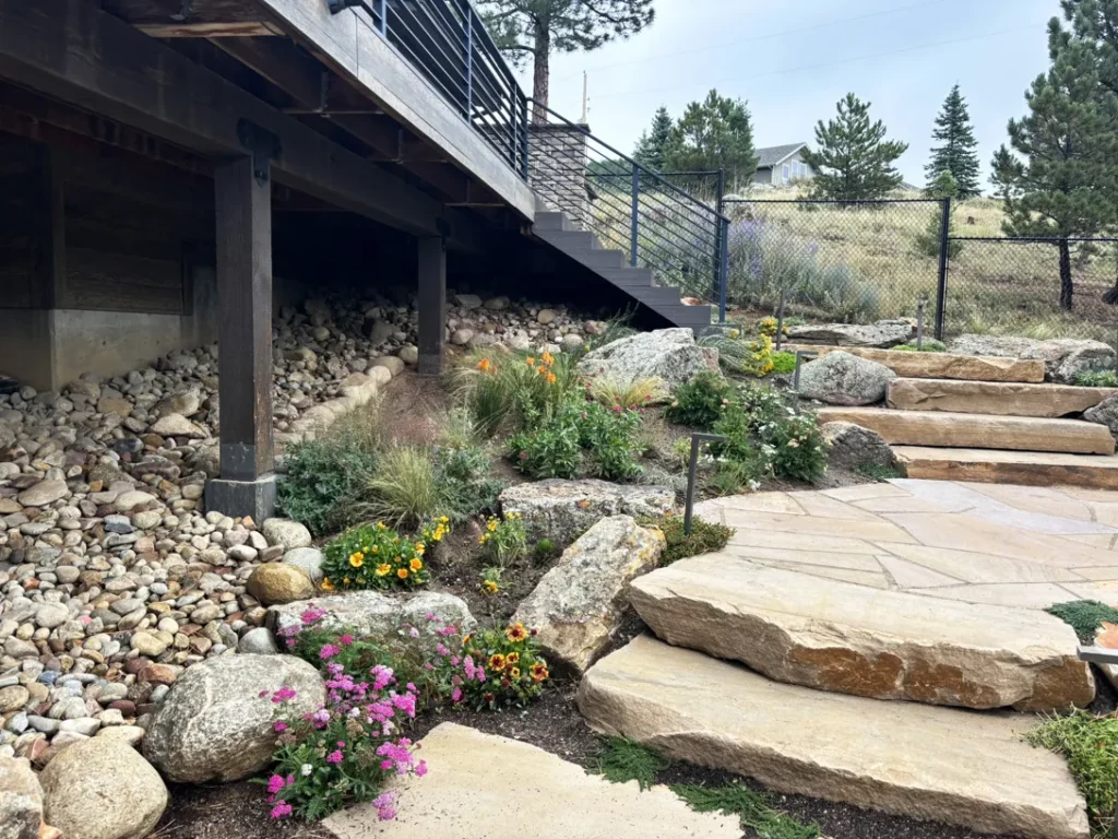 Hardscaping Boulder Stone and Leaf