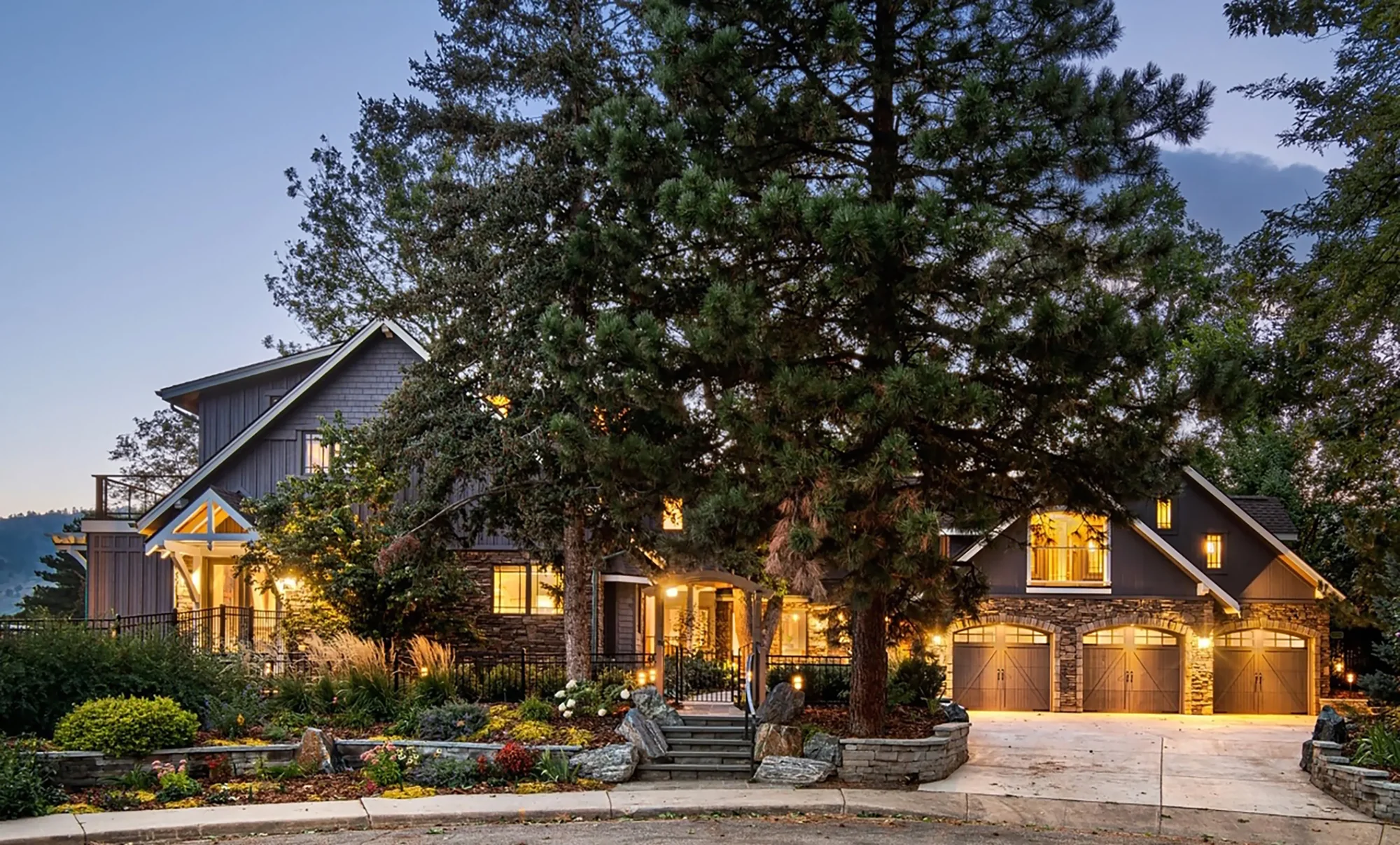 Wilson Court Stone & Leaf Landscaping
