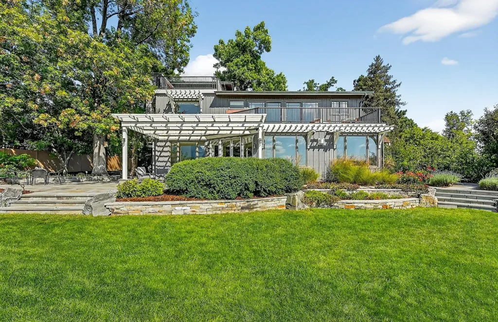 Wilson Court Stone & Leaf Landscaping